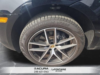 2025 Porsche Macan T