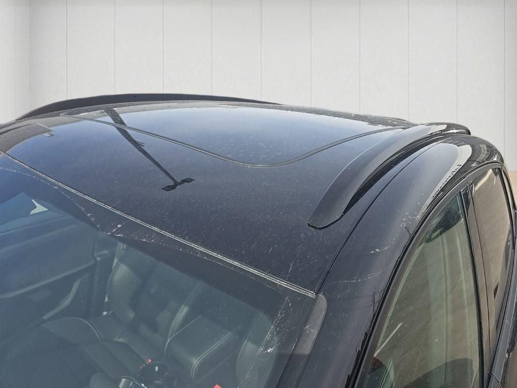 2025 Porsche Macan T