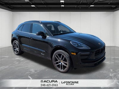 2025 Porsche Macan T