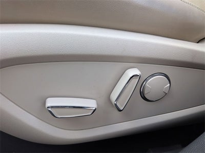 2019 Lincoln Nautilus Select