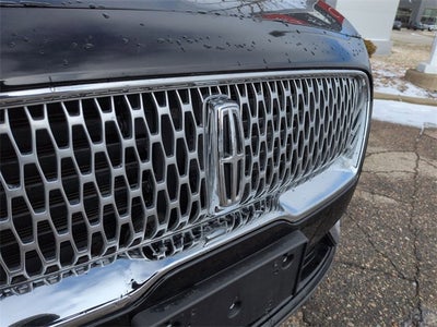 2019 Lincoln Nautilus Select