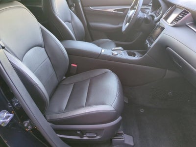 2025 INFINITI QX55 LUXE