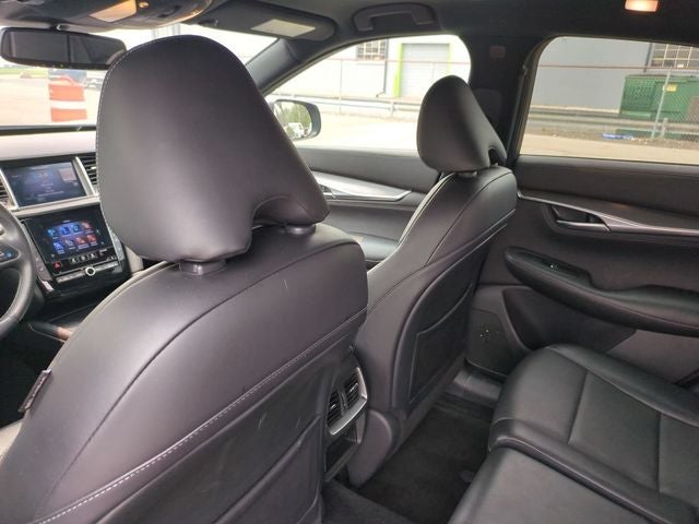2023 INFINITI QX55 LUXE