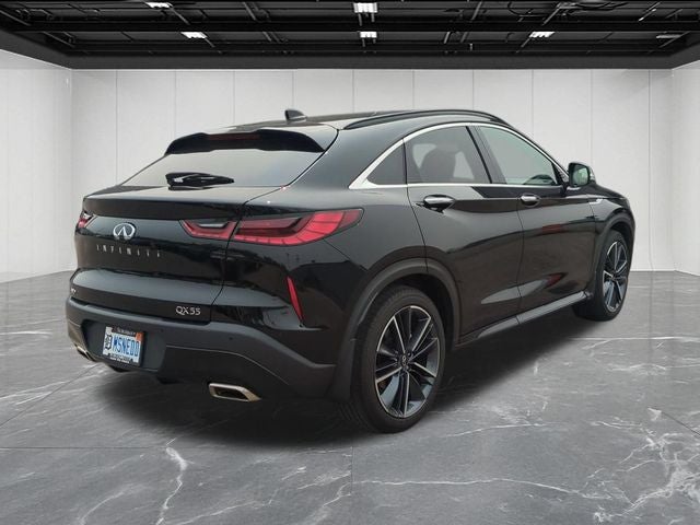 2023 INFINITI QX55 LUXE