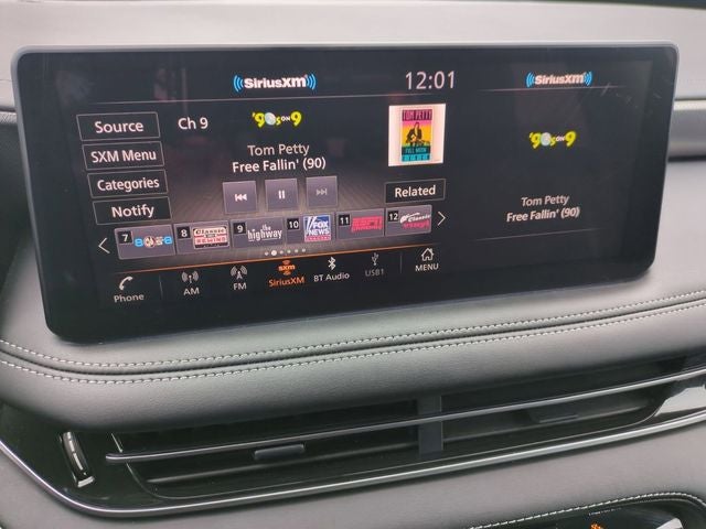 2025 INFINITI QX60 LUXE