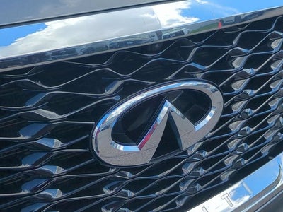 2022 INFINITI QX60 LUXE