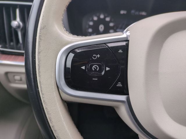 2021 Volvo S60 T5 Momentum