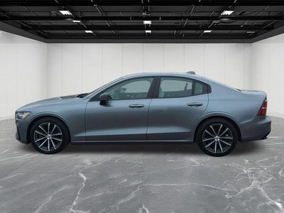 2021 Volvo S60 T5 Momentum