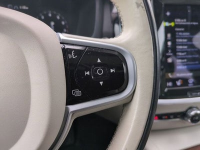 2021 Volvo S60 T5 Momentum