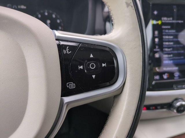 2021 Volvo S60 T5 Momentum