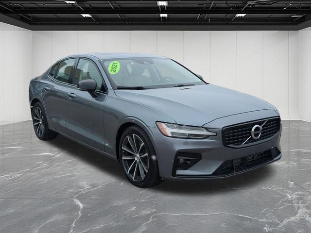 2021 Volvo S60 T5 Momentum