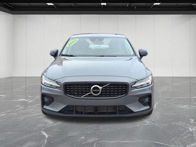2021 Volvo S60 T5 Momentum