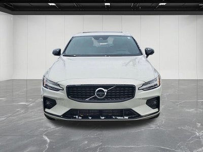 2021 Volvo S60 T5 R-Design
