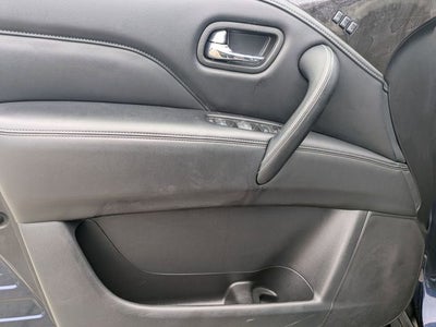 2024 INFINITI QX80 LUXE