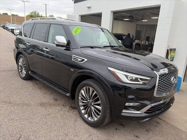 2019 INFINITI QX80 LUXE