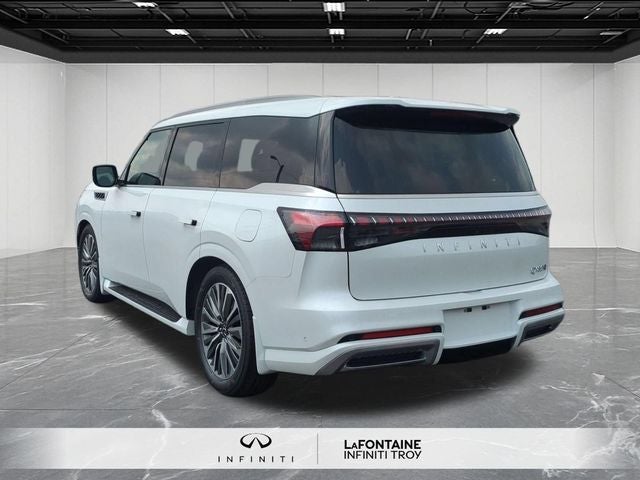 2027 INFINITI QX80 LUXE