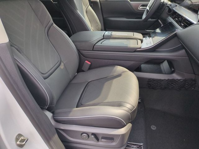 2027 INFINITI QX80 LUXE
