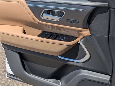 2026 INFINITI QX80 LUXE