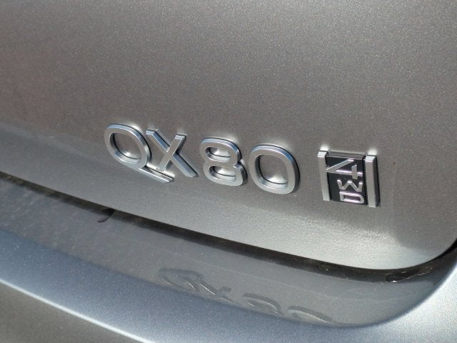 2027 INFINITI QX80 LUXE