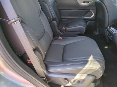 2027 INFINITI QX80 LUXE
