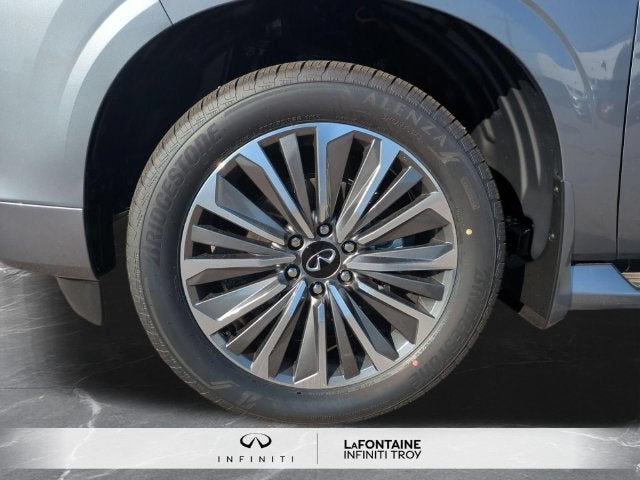 2027 INFINITI QX80 LUXE
