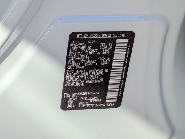 2026 INFINITI QX80 LUXE