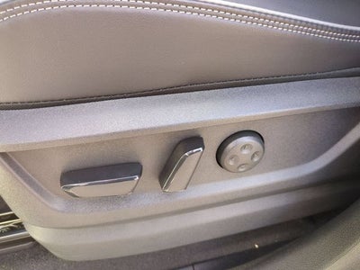2027 INFINITI QX80 LUXE