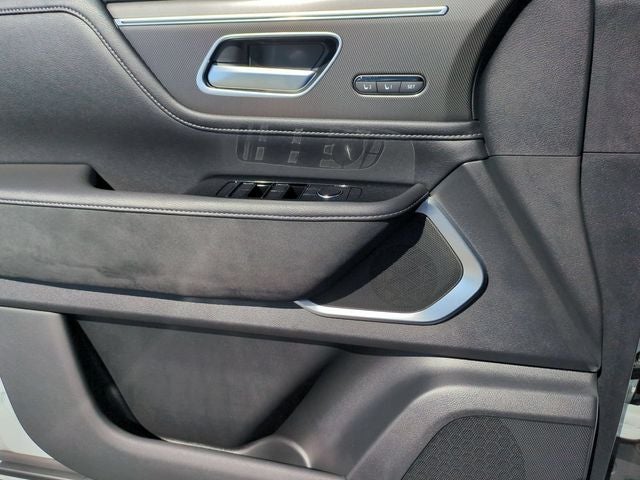 2027 INFINITI QX80 LUXE