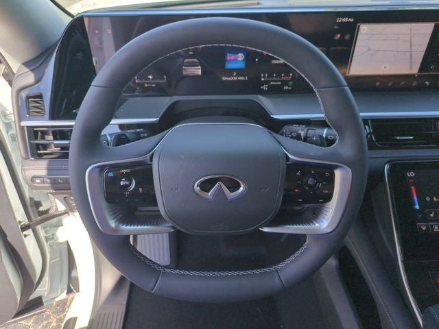 2027 INFINITI QX80 LUXE