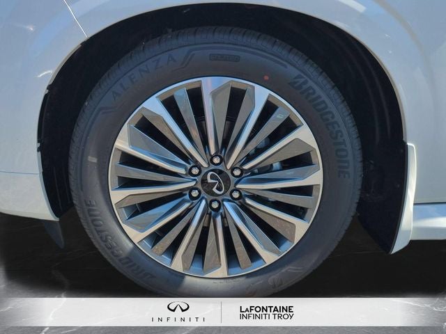 2027 INFINITI QX80 LUXE