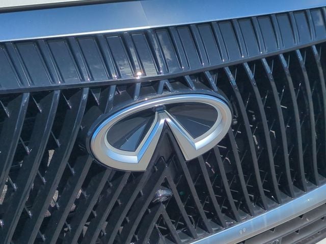 2027 INFINITI QX80 LUXE