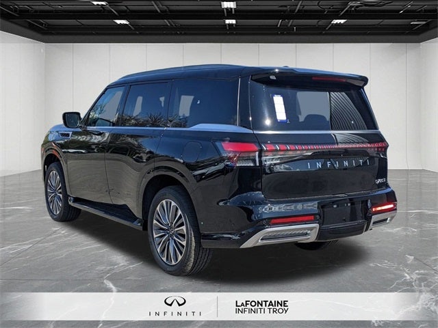 2026 INFINITI QX80 LUXE