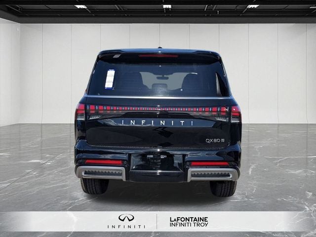 2026 INFINITI QX80 LUXE