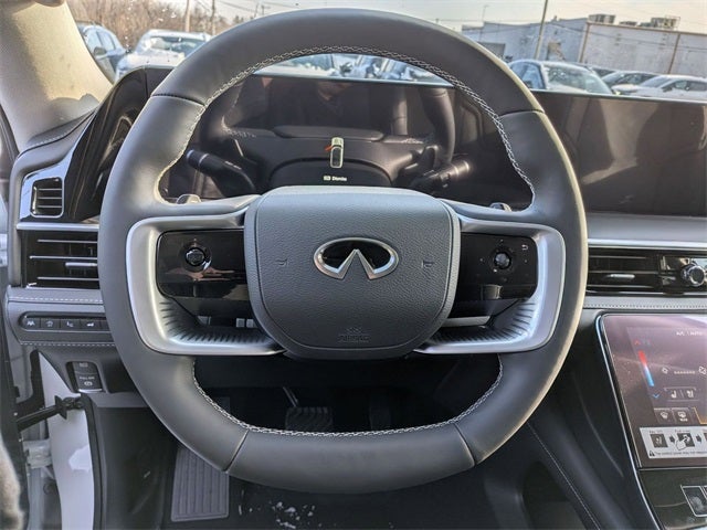 2026 INFINITI QX80 LUXE