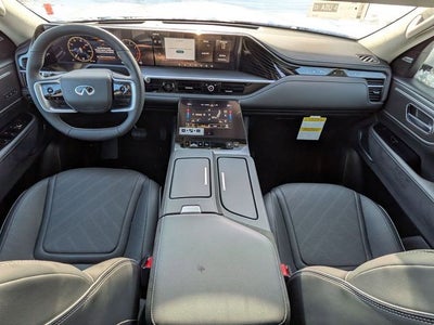 2026 INFINITI QX80 LUXE