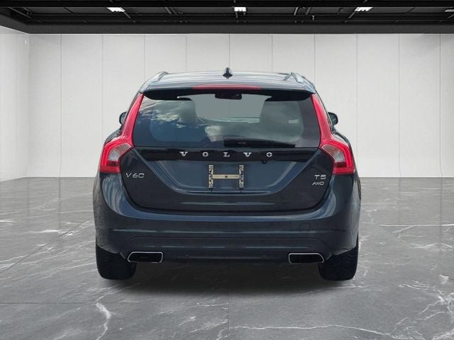 2015 Volvo V60 T5 Platinum