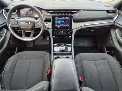 2024 Jeep Grand Cherokee L Laredo 4X4
