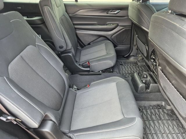 2024 Jeep Grand Cherokee L Laredo 4X4