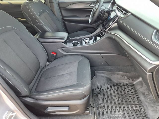 2024 Jeep Grand Cherokee L Laredo 4X4
