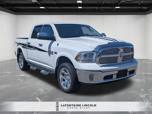 2018 RAM 1500 Laramie 4WD!