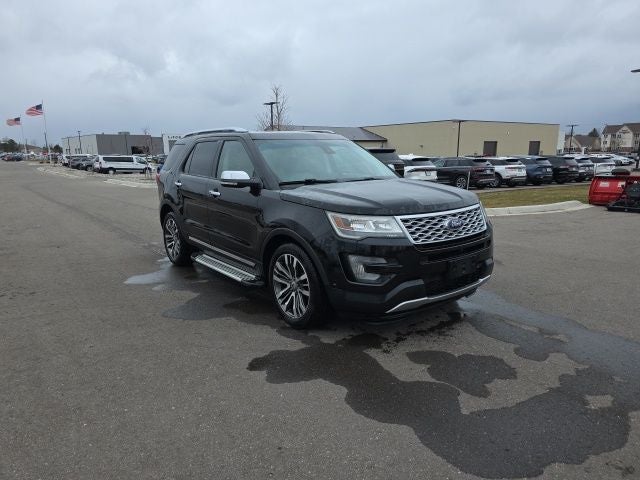 2016 Ford Explorer Platinum 4WD!
