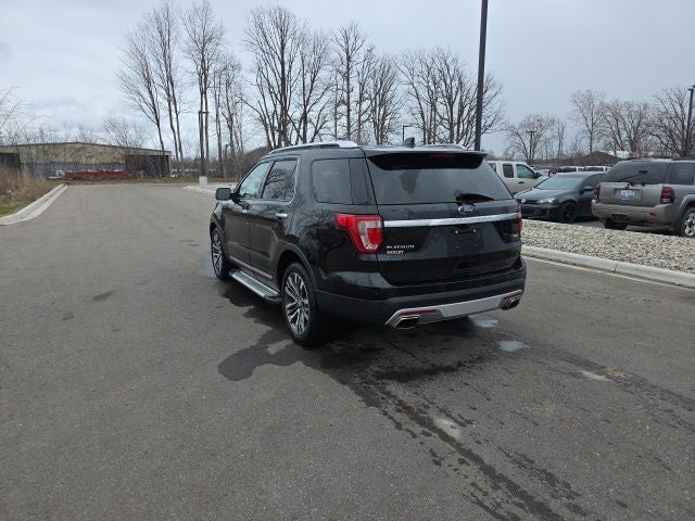 2016 Ford Explorer Platinum 4WD!