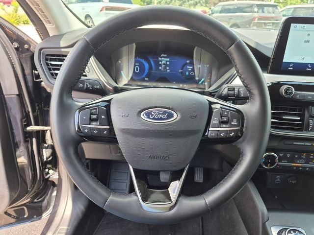 2022 Ford Escape Hybrid SEL