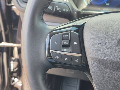 2022 Ford Escape Hybrid SEL