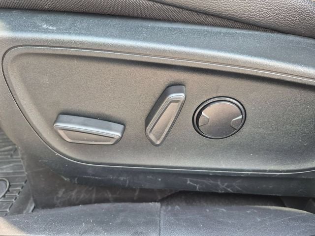 2022 Ford Escape Hybrid SEL