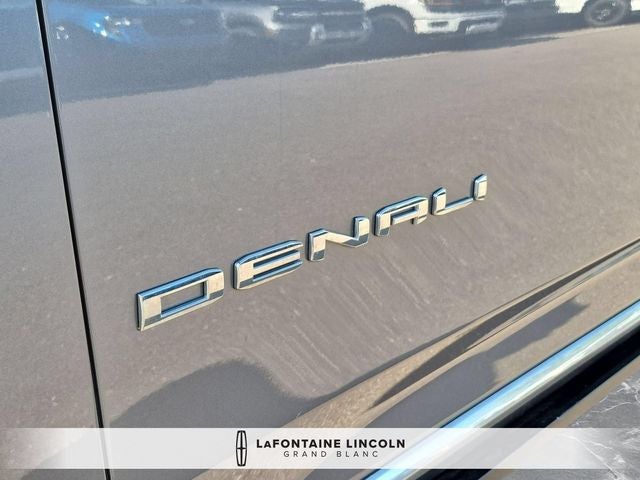 2022 GMC Yukon XL Denali 4X4