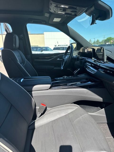 2024 Cadillac Escalade Sport