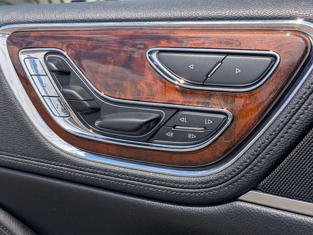 2017 Lincoln Continental Reserve