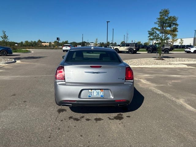 2017 Chrysler 300 S