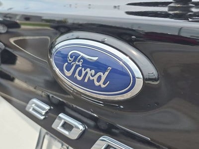 2023 Ford Edge Titanium